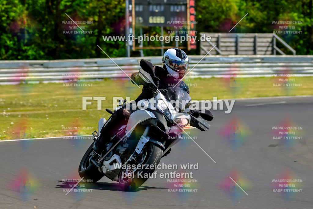_OTO2062 | Hier findet Ihr Bilder von Touristenfahrten auf der Nürburgring Nordschleife oder von anderen Veranstaltungen die ich besucht habe. Viel Spass beim Durch Schauen 
