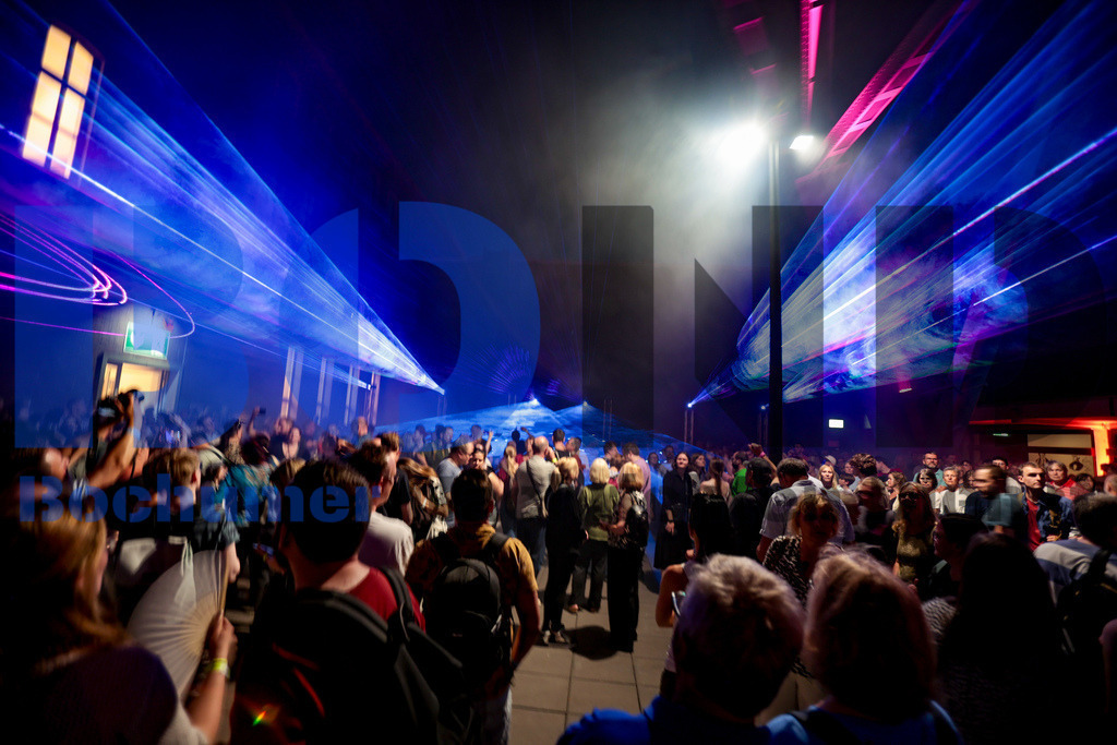 SES_BOCEXT20250626-71 | bond - Realisiert mit Pictrs.com