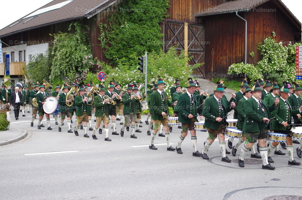 IMGP5723 | fotografiert von Axel PollmannLeonhardi Wallfahrt Benediktbeuern und Murnau, Fronleichnam, Fasching, Landschaft im Loisachtal und Benediktbeuern  - Realisiert mit Pictrs.com