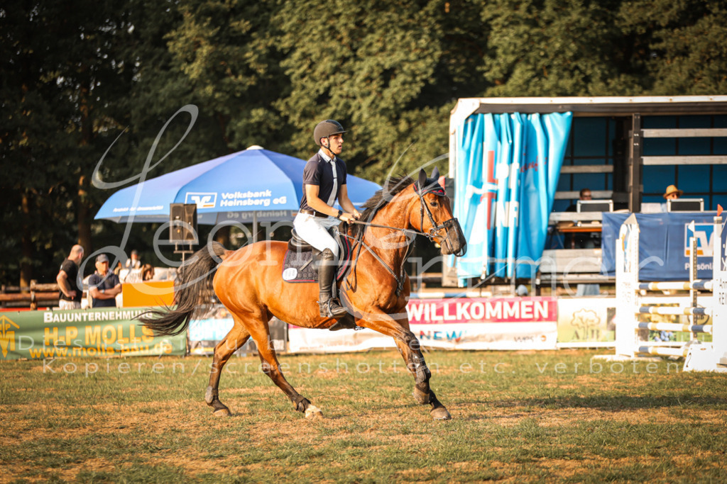 24.FrSpL00036 | Leoni Ertmer Photography - Realisiert mit Pictrs.com