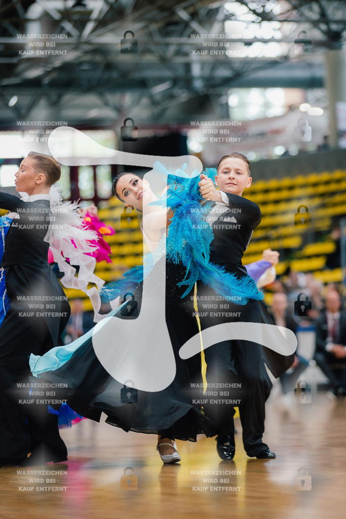 Hessen Tanzt WDSF Open Junior II Standard 11th (201) Philipp Baal _ Letizia Lis (TSC im VfL Sindelfingen)-2025-05-17-7358 | Webshop for digital downloads and prints of dance sport, event & show photographer Julian Link - Realisiert mit Pictrs.com