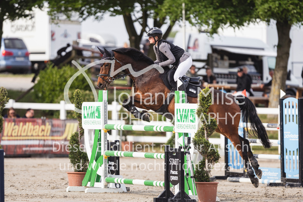 260510_PfSpTa_6_M1-Spr-656 | Deine schönsten Turniermomente als professionelle Fotos! Entdecke hochwertige Pferdesport-Fotografie im Online-Shop. Jetzt Fotos finden & bestellen!