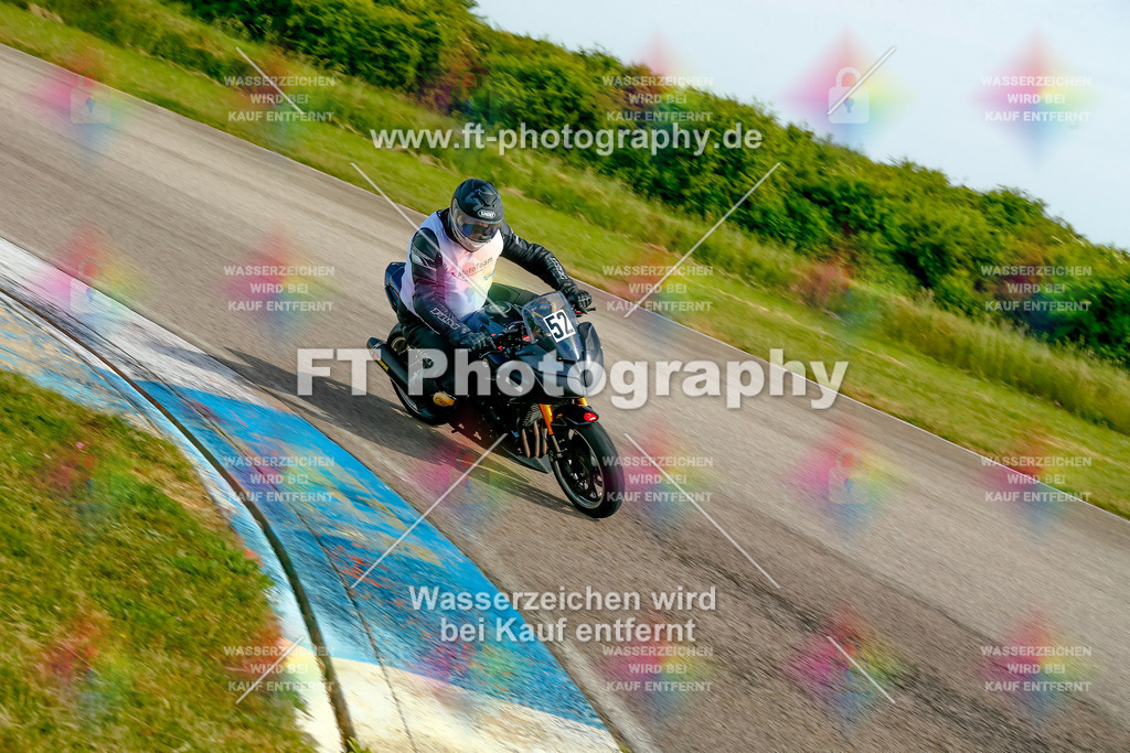 _MOT1175 | Hier findet Ihr Bilder von Touristenfahrten auf der Nürburgring Nordschleife oder von anderen Veranstaltungen die ich besucht habe. Viel Spass beim Durch Schauen 