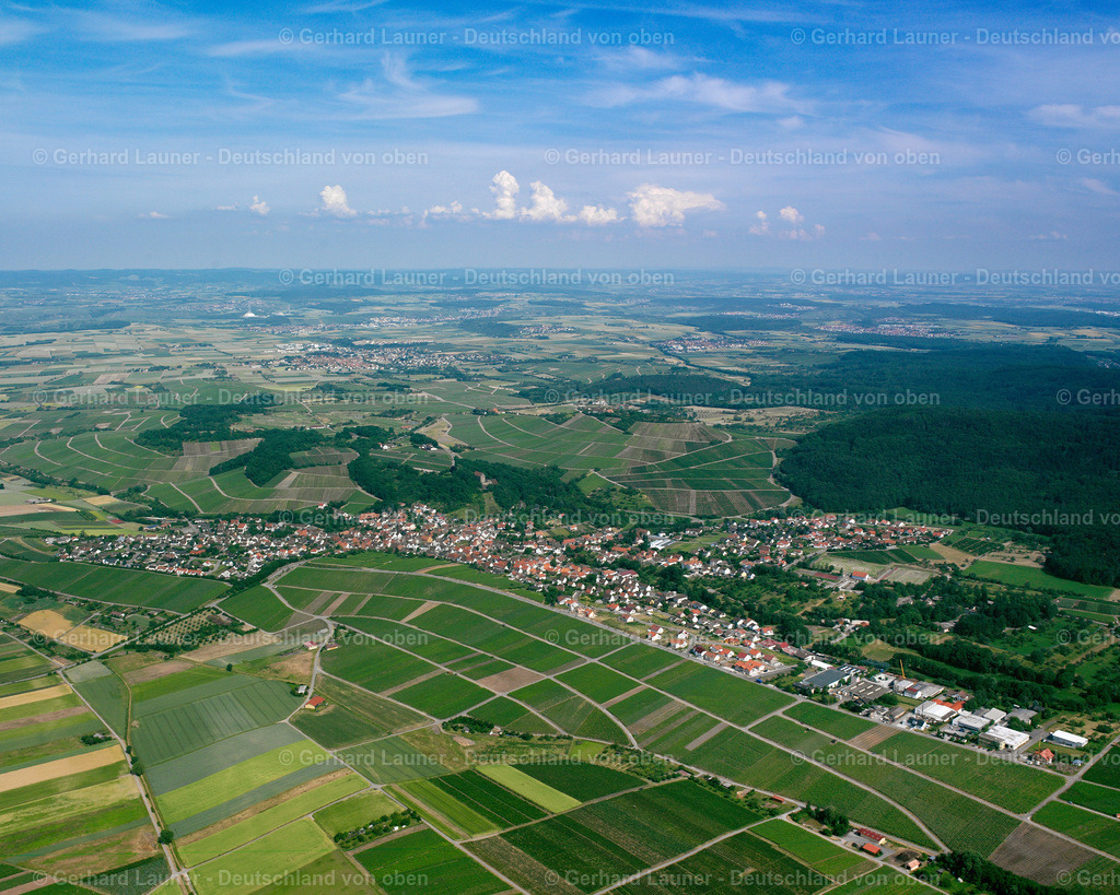 2500372 | Weinberge bei Cleebronn