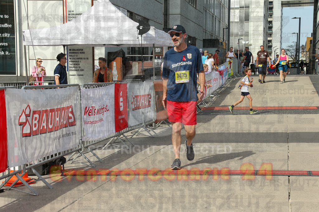 250920_1347_EX1_6670 | Sportfotografie im Rhein-Sieg Kreis, Köln, Bonn, NRW, Rheinland Pfalz, Hessen, etc. Unser Tätigkeitsfeld umfasst den Laufsport vom Volkslauf über den Marathon, Duathlon, Triathon bis zum Ultralauf wie Kölnpfad Ultra oder Schindertrail.