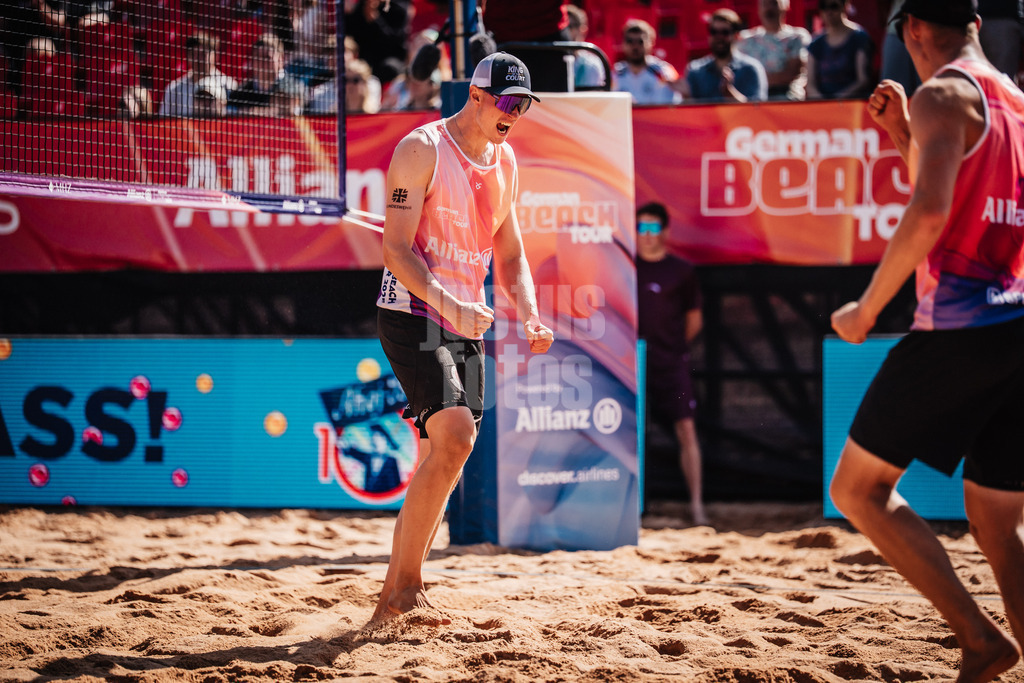 Beachvolleyball | Männer | Allianz German Beach Tour 2025 | Tourstop München | 12.07.2025 | Robin Sowa jubelt