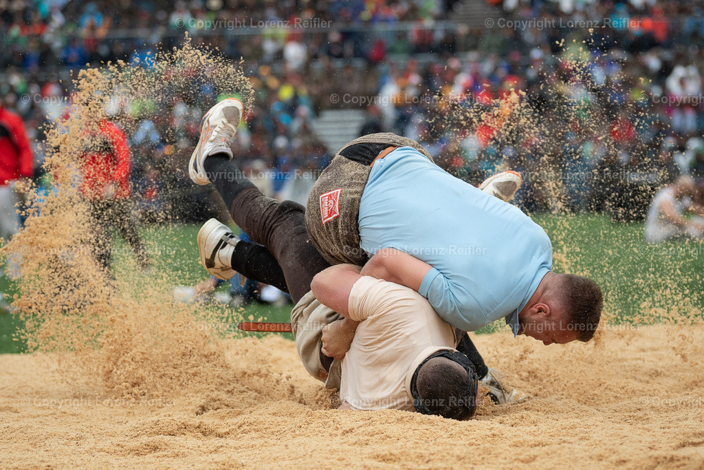 Schwingen -  ESAF Samstag 2025 | Mollis, 30.8.25, Schwingen - ESAF Samstag.Walther Adrian (o, Habstetten), Alpiger Nick (u, Staufen)