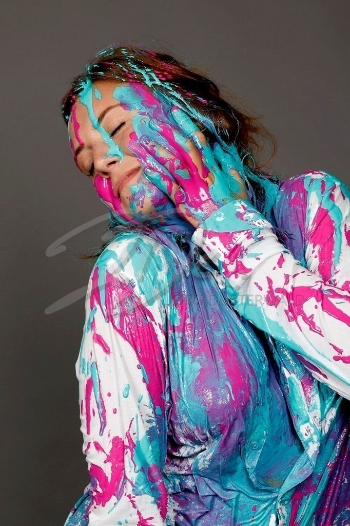 BodyArt-COLORSHIRT_1357 | #009 | Modell: Alena | Foto: Tschiponnique Skupin - Realisiert mit Pictrs.com