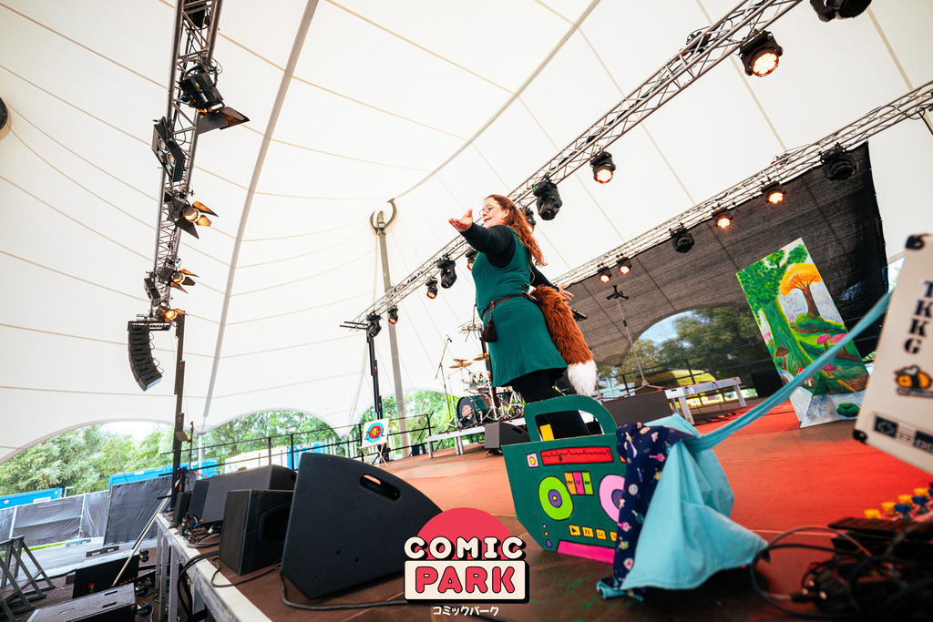 Tom Wenig -Comicpark ROS2026 SO-0386 | Hier findet ihr eure Fotografien und verschiedenste Motive zum Bestellen. - Realisiert mit Pictrs.com