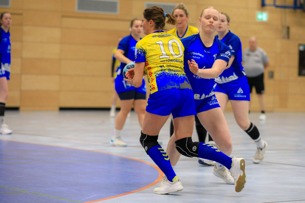 TvBorkenIII_SVN_161125_090 | Bildergalerie von Sport-Ereignissen aber auch von weiteren spannenden Dingen - nicht nur vom Niederrhein. In Anlehnung an den bekannten Spruch von Hanns Dieter Hüsch heißt das Motto: "Niederrhein ist überall".  - Realisiert mit Pictrs.com