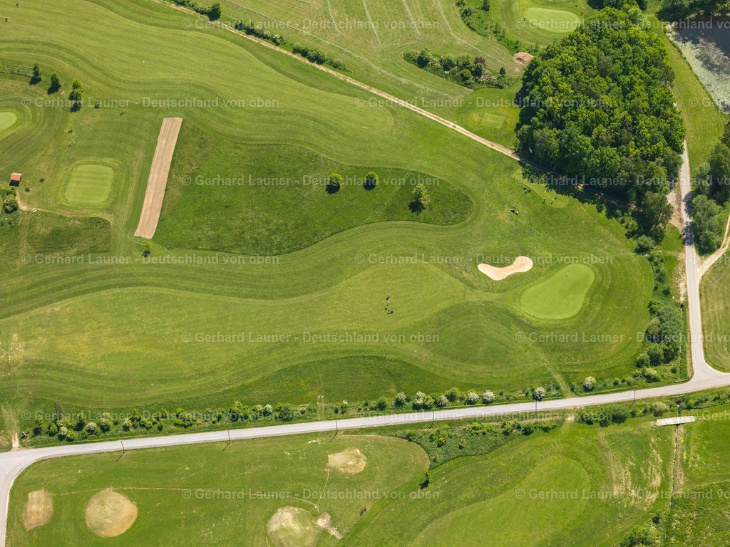 2724216 | POPPENREUT 19.05.2007 Gelände des Golfplatz  in Poppenreut im Bundesland Bayern, Deutschland // Grounds of the Golf course at  in Poppenreut in the state Bavaria, Germany Foto: Gerhard Launer