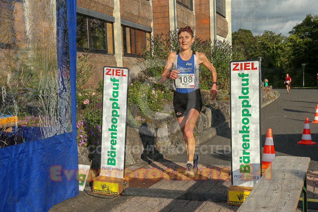 250801_1913_EX1_7371 | Sportfotografie im Rhein-Sieg Kreis, Köln, Bonn, NRW, Rheinland Pfalz, Hessen, etc. Unser Tätigkeitsfeld umfasst den Laufsport vom Volkslauf über den Marathon, Duathlon, Triathon bis zum Ultralauf wie Kölnpfad Ultra oder Schindertrail.
