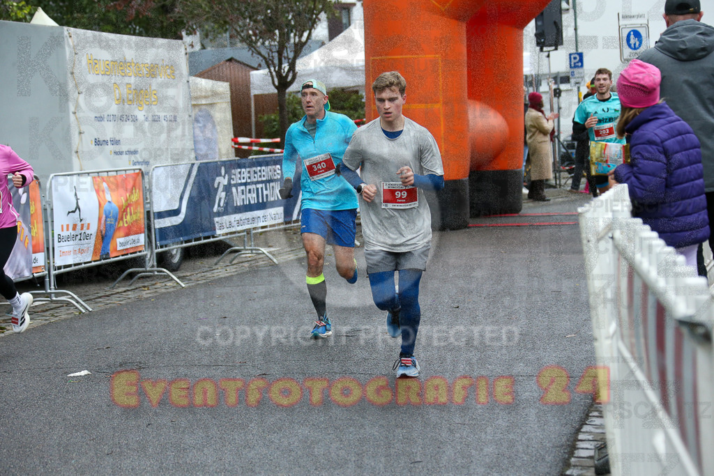 251130_1141_EX1_8237 | Sportfotografie im Rhein-Sieg Kreis, Köln, Bonn, NRW, Rheinland Pfalz, Hessen, etc. Unser Tätigkeitsfeld umfasst den Laufsport vom Volkslauf über den Marathon, Duathlon, Triathon bis zum Ultralauf wie Kölnpfad Ultra oder Schindertrail.