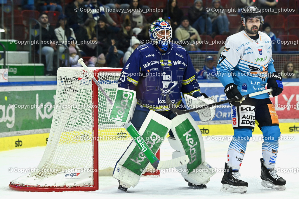 EC IDM WÄRMEPUMPEN VSV vs. Steinbach Black Wings Linz | #35 Joe Cannata EC VSV, #27 Shawn St-Amant Black Wings Linz, EC IDM WÄRMEPUMPEN VSV vs. Steinbach Black Wings Linz, EC IDM WÄRMEPUMPEN VSV vs. Steinbach Black Wings Linz am 28.11.2025 in Villach (Stadthalle Villach), Austria, (Photo by Bernd Stefan)
