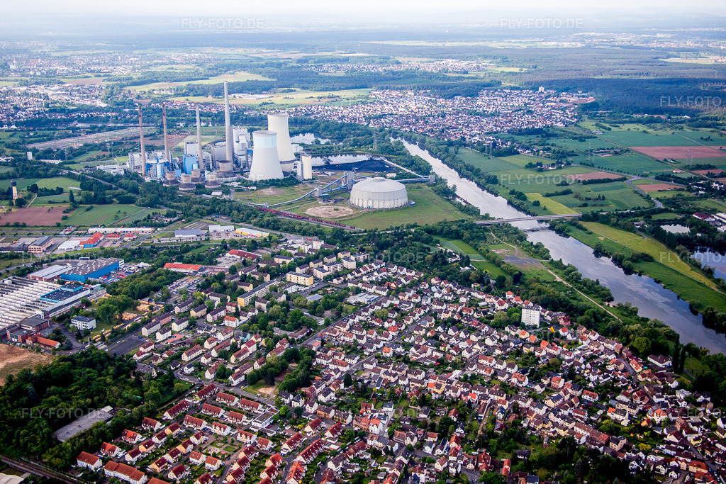 Luftbild: Fluss- Uferbereichen des Main vor Kraftwerk Staudinger im Ortsteil Großauheim in Hanau im Bundesland Hessen in Deutschland. Foto: IMG_088777.jpg vom 20.05.2016 durch Werner Riehm/FLY-FOTO.de