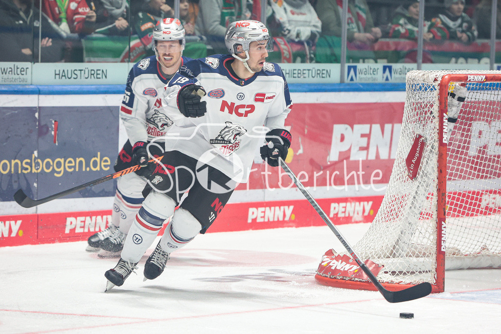 Augsburger Panther - Nürnberg ICE Tigers | Tim FLEISCHER (NIT #19) am Puck