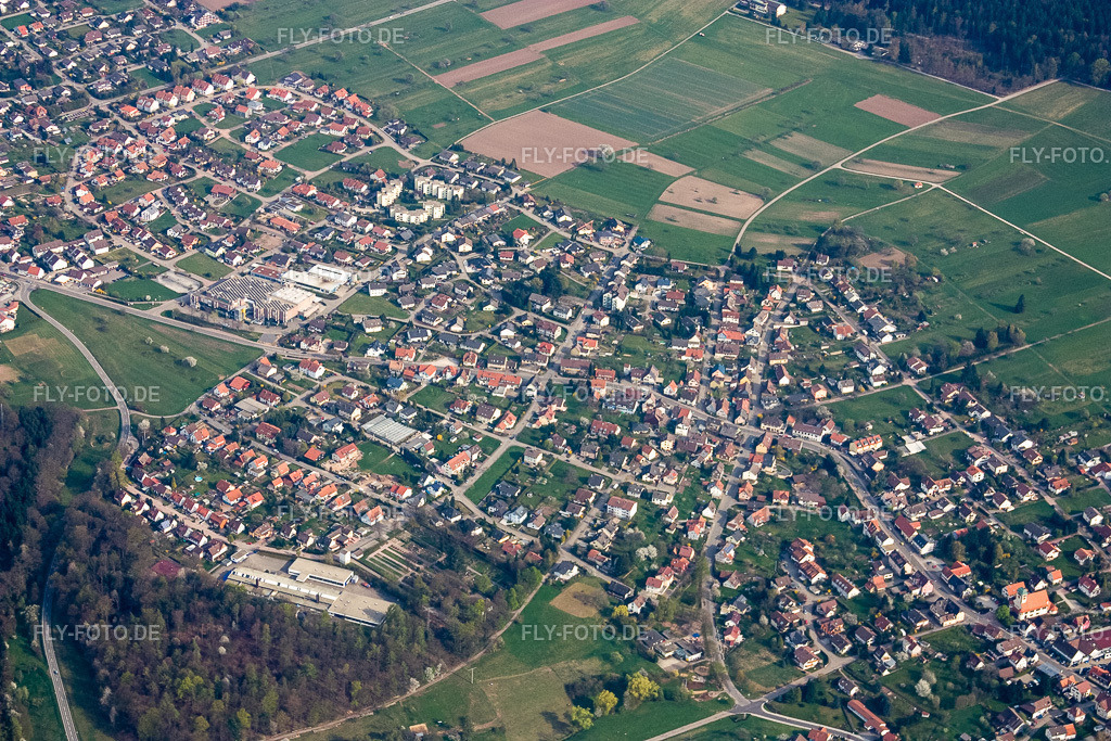 Ortsansicht von Nordwesten | Luftbild: Ortsansicht von Nordwesten im Ortsteil Conweiler in Straubenhardt im Bundesland Baden-Württemberg in Deutschland. Foto: IMG_17700.jpg vom 12.04.2009 durch Werner Riehm/FLY-FOTO.de - Realisiert mit Pictrs.com