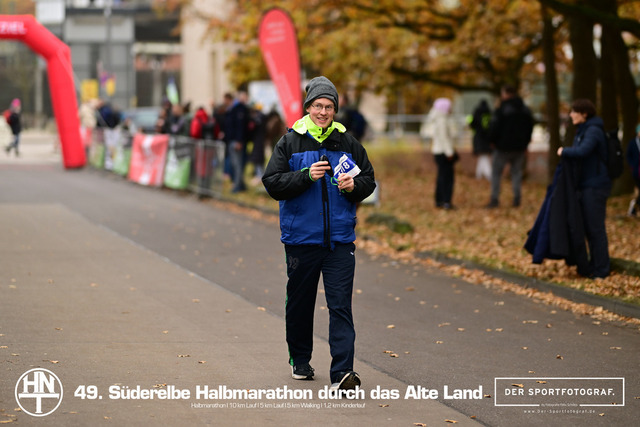 Süderelbe Halbmarathon 2025 I 09.11.2025 I Fotograf_DerSportfotograf.I 00512 | Der Sportfotograf. - Realisiert mit Pictrs.com