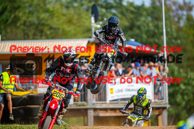 MaZZes_FotoMatrix_230917_8371 | S1