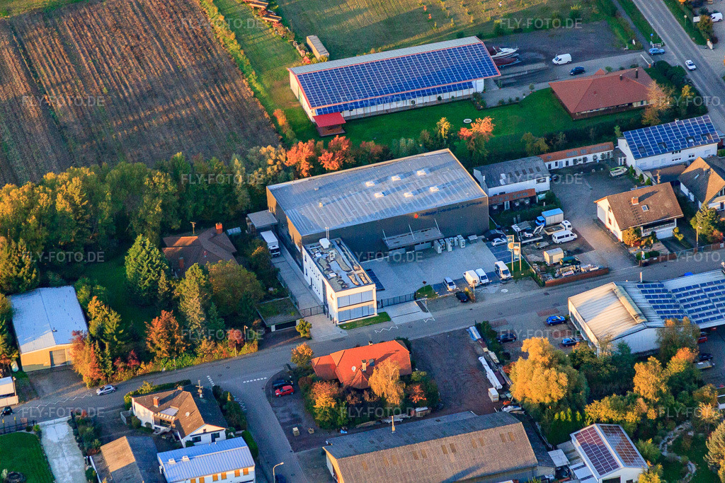 Luftbild: Industriegebiet Am Kleinwald mit Alois Dallmayr Automaten-Service GmbH in Herxheim bei Landau im Bundesland Rheinland-Pfalz in Deutschland. Foto: IMG_60731.jpg vom 24.10.2013 durch Werner Riehm/FLY-FOTO.deDallmayr Automatenservice für Unternehmen entdecken | Dallmayr
