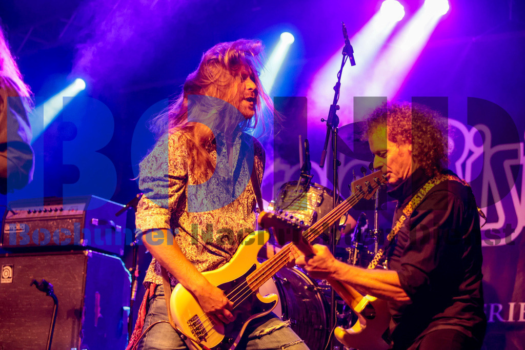 Purple Rising  {date} -  | {headline}(Foto: Sebastian Sendlak / BOND) - Realisiert mit Pictrs.com