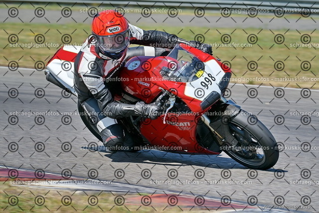 25bt04-0349 | markuskiefer.com - Realisiert mit Pictrs.com