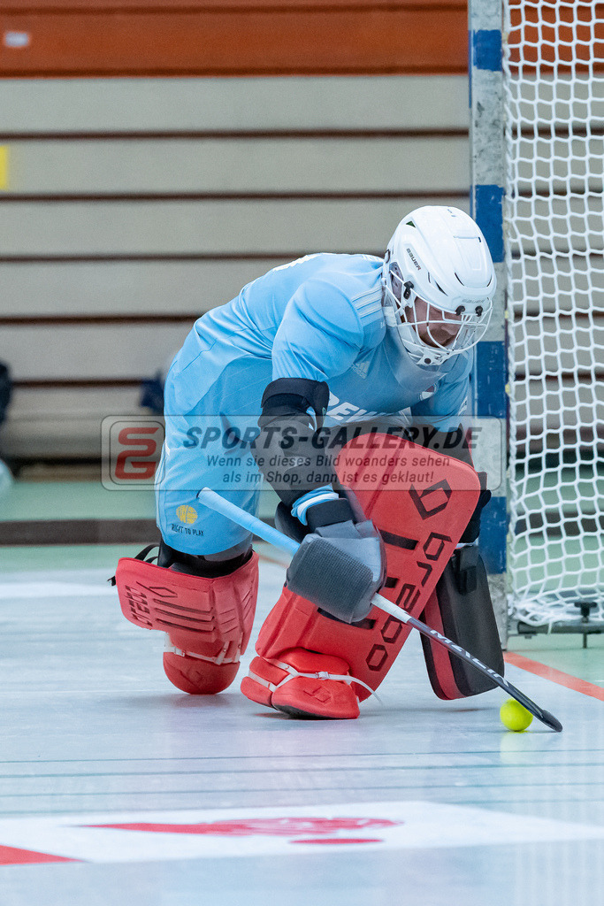 HK_20230122_103222 | 1. Bundesliga ( Halle ) Herren Crefelder HTC - Rot-Weiss Köln am 22.1.2023 Crefelder HTC  ( CHTC ) Halle Glockenspitz , Krefeld , Lennard Leist ( Torwart Rot-Weiss Köln #80 )