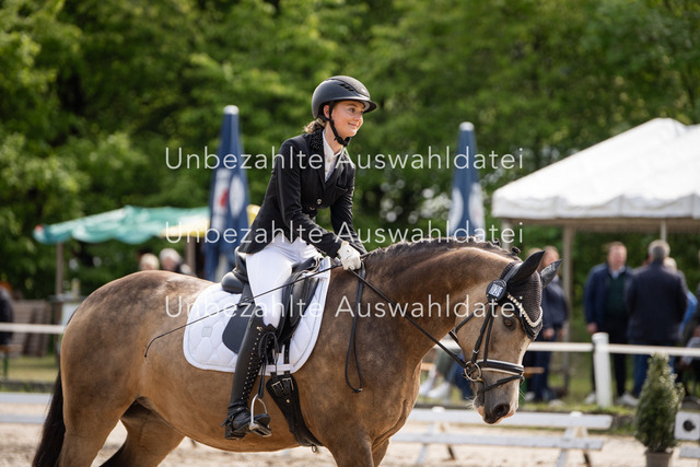 Bad_Meinberg_08296 | saradresslerfotografie - Realisiert mit Pictrs.com