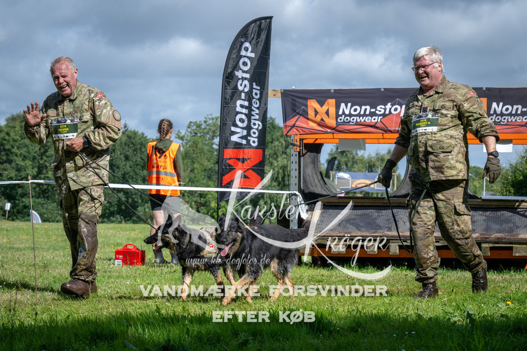 1106_ZZ91932 | kk-dogfotos