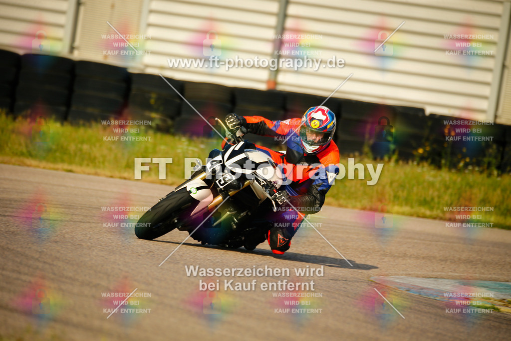 _MOT5388 | Hier findet Ihr Bilder von Touristenfahrten auf der Nürburgring Nordschleife oder von anderen Veranstaltungen die ich besucht habe. Viel Spass beim Durch Schauen 