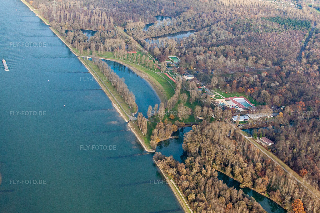 Luftbild: Rheinstrandbad Rappenwört am Rheinufer im Ortsteil Daxlanden in Karlsruhe im Bundesland Baden-Württemberg in Deutschland. Foto: IMG_22814.jpg vom 21.11.2009 durch Werner Riehm/FLY-FOTO.de