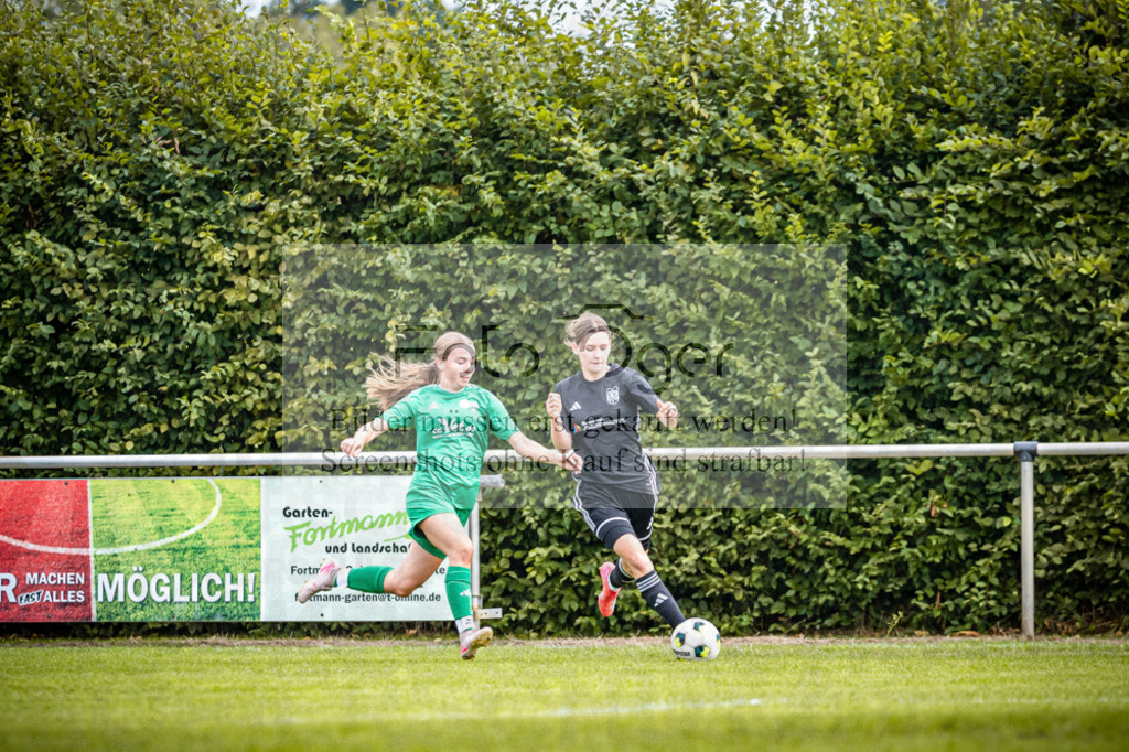 SG Bohmte/Ostercappeln/Schwagstorf - SG Hollenstede / Schwagstorf | Fr.-BZL Weser-Ems Süd · 1. Damen - SG Hollenstede / Schwagstorf · Sportplatz - Realisiert mit Pictrs.com