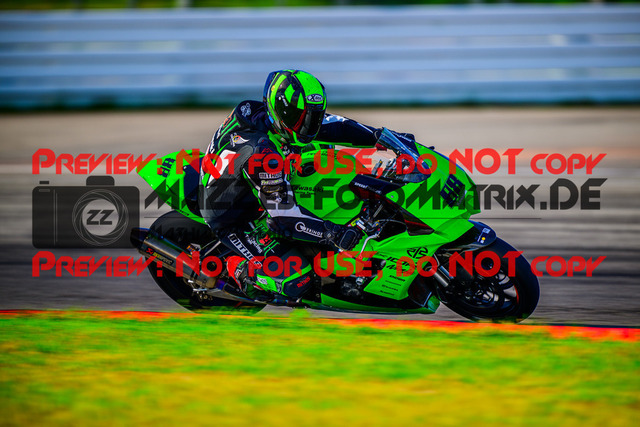 MaZZes_FotoMatrix_240520_6021986_2392 | WEISS