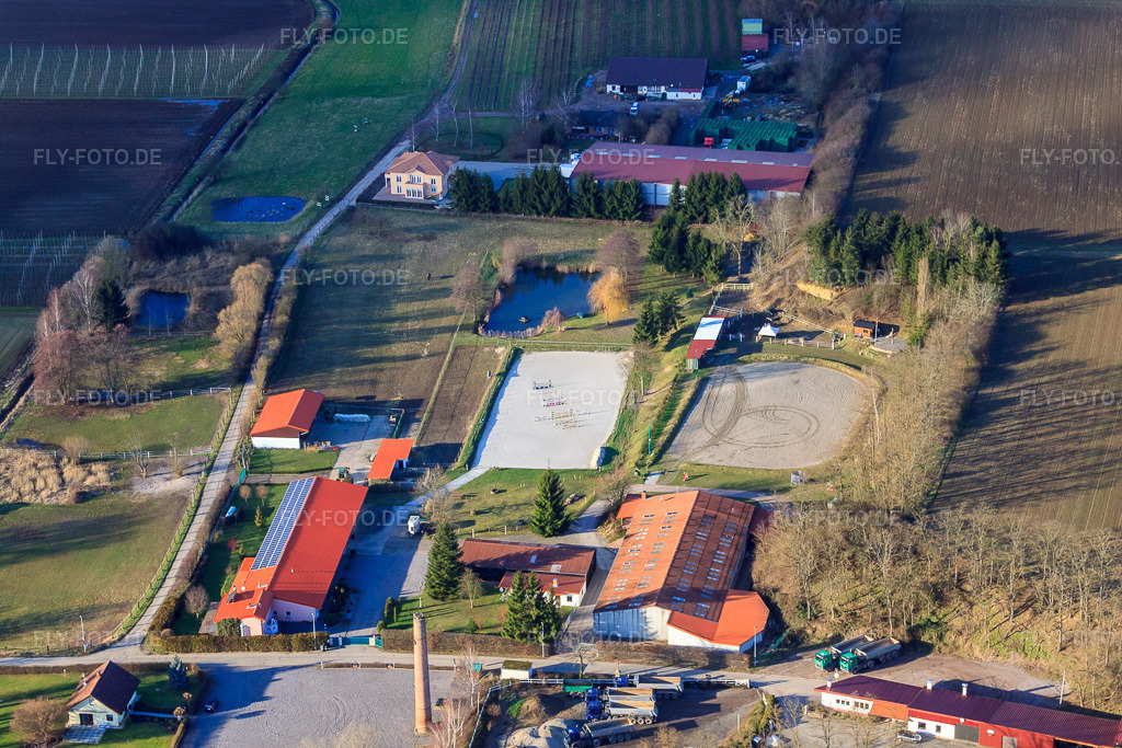 Luftbild: Gestüt am Obsthof Zirker KG in Herxheim bei Landau im Bundesland Rheinland-Pfalz in Deutschland. Foto: IMG_37147.jpg vom 22.01.2011 durch Werner Riehm/FLY-FOTO.de