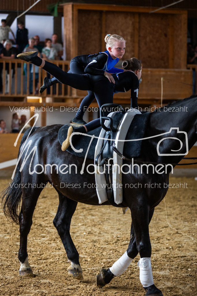 SS-Maxi-073 | MomenTaufnahmen Pferdesportfotos