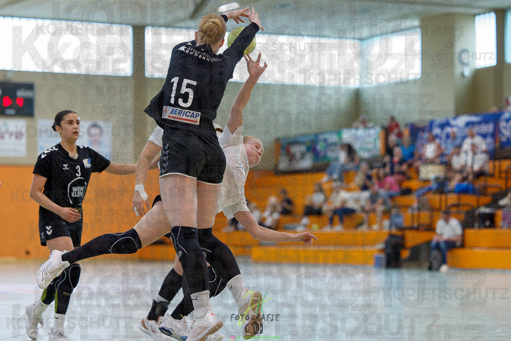 Quali-Turnier JBL wJA; SG Kappelwindeck/Steinbach - DJK SF Budenheim | Quali-Turnier JBL wJA; SG Kappelwindeck/Steinbach - DJK SF Budenheim am 31.05.2025 in Oberkleen (Weidig-Halle)Photo © 2025 - Jörg Heinrich - Realisiert mit Pictrs.com