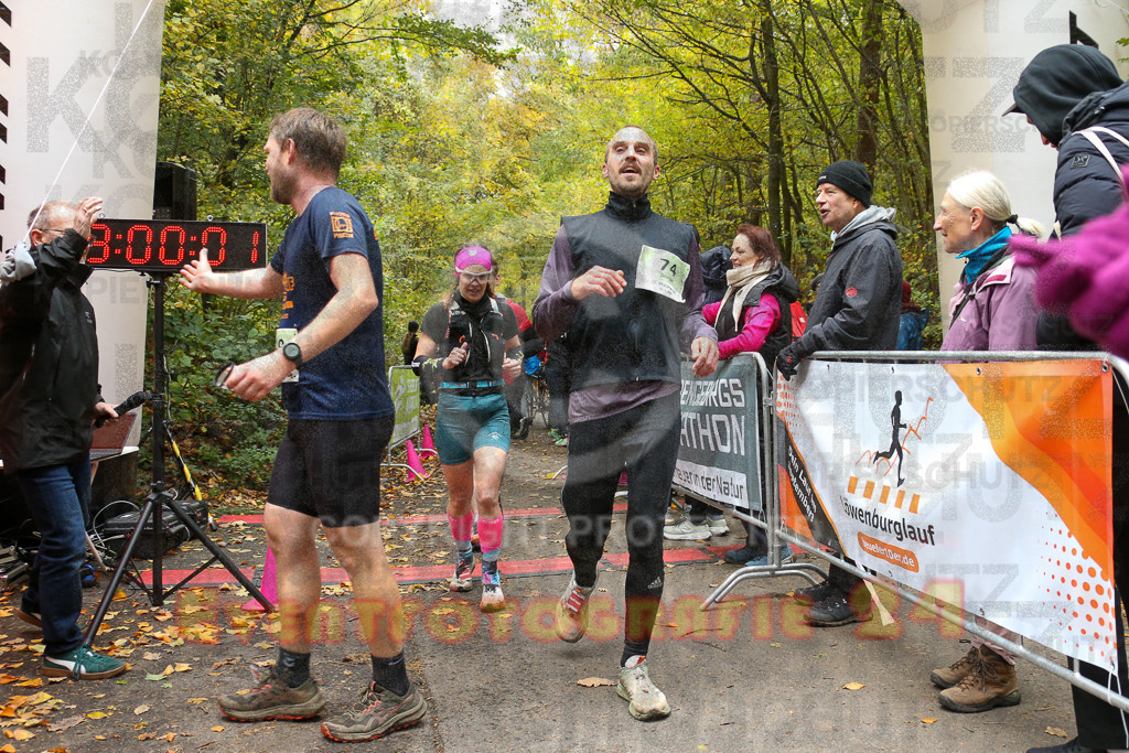 251026_1301_EX1_2269 | Sportfotografie im Rhein-Sieg Kreis, Köln, Bonn, NRW, Rheinland Pfalz, Hessen, etc. Unser Tätigkeitsfeld umfasst den Laufsport vom Volkslauf über den Marathon, Duathlon, Triathon bis zum Ultralauf wie Kölnpfad Ultra oder Schindertrail.