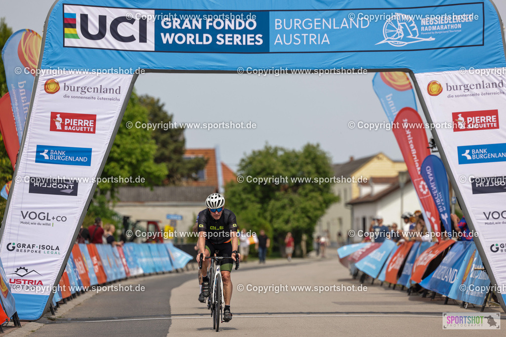 VJ__9310 | Neusiedlersee Radmarathon 2026@sportshot_your_pictrs #yourpictures#roadtowm2029 #nrm #neusiedlerseeradmarathon #neusiedlersee #neusiedlerseetourismus #burgenland #mörbisch #nrm26 #burgenlandtourismus #voglundco #poweredbyburgenlandtourismus #radsport #rad #marathon #ucigranfondo #visitburgenland #ucigranfondoworldseries