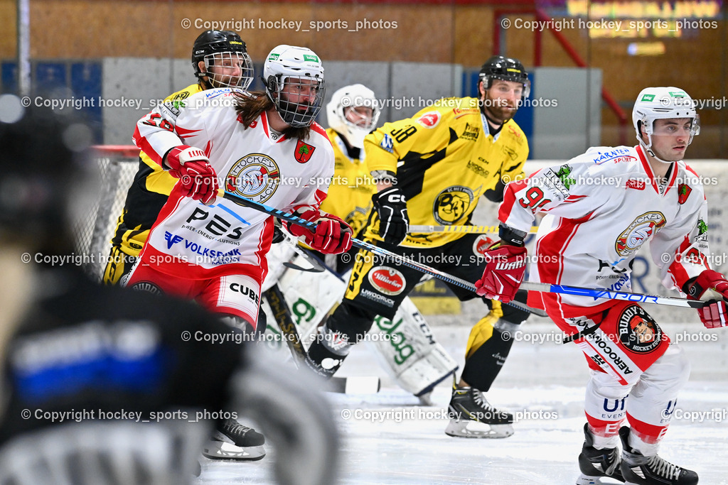 EC Spittal Hornets vs. ESV Ferlach 16.12.2023 | #9 Essmann Kevin, #59 Makig Thomas, #91 Brenter Manuel