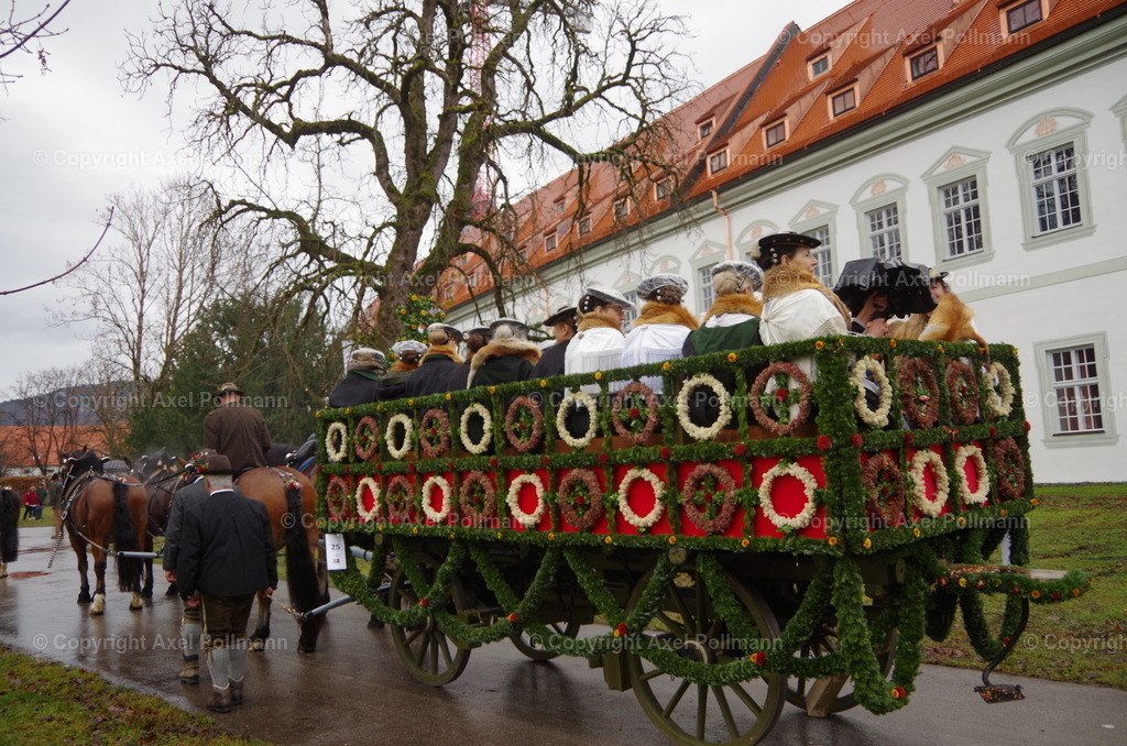 IMGP9365 | fotografiert von Axel PollmannLeonhardi Wallfahrt Benediktbeuern und Murnau, Fronleichnam, Fasching, Landschaft im Loisachtal und Benediktbeuern  - Realisiert mit Pictrs.com