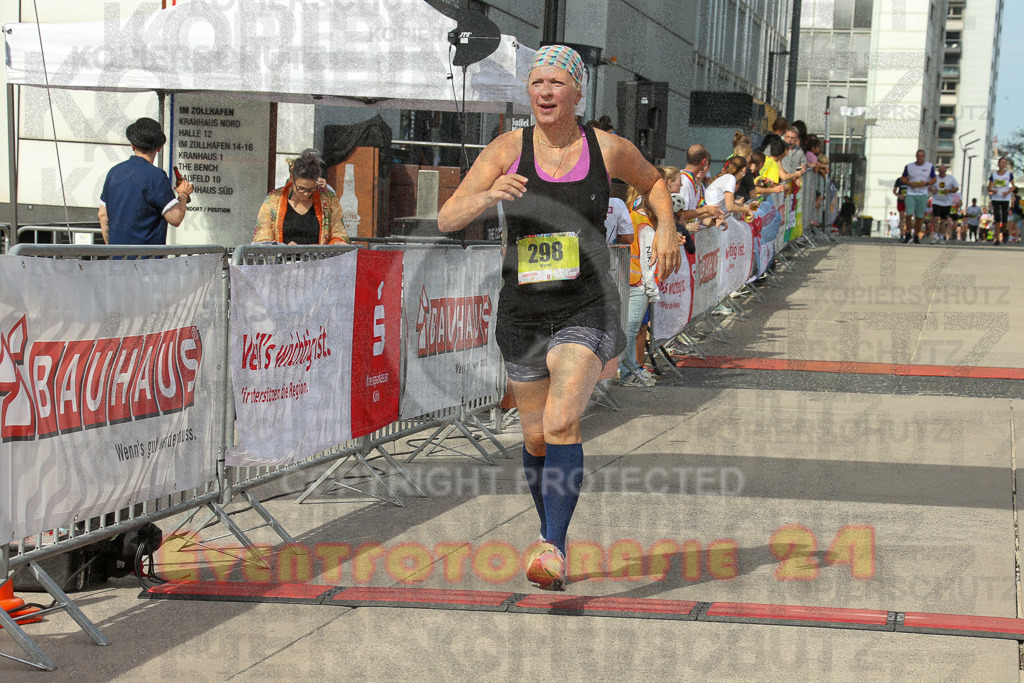 250920_1340_EX1_6131 | Sportfotografie im Rhein-Sieg Kreis, Köln, Bonn, NRW, Rheinland Pfalz, Hessen, etc. Unser Tätigkeitsfeld umfasst den Laufsport vom Volkslauf über den Marathon, Duathlon, Triathon bis zum Ultralauf wie Kölnpfad Ultra oder Schindertrail.