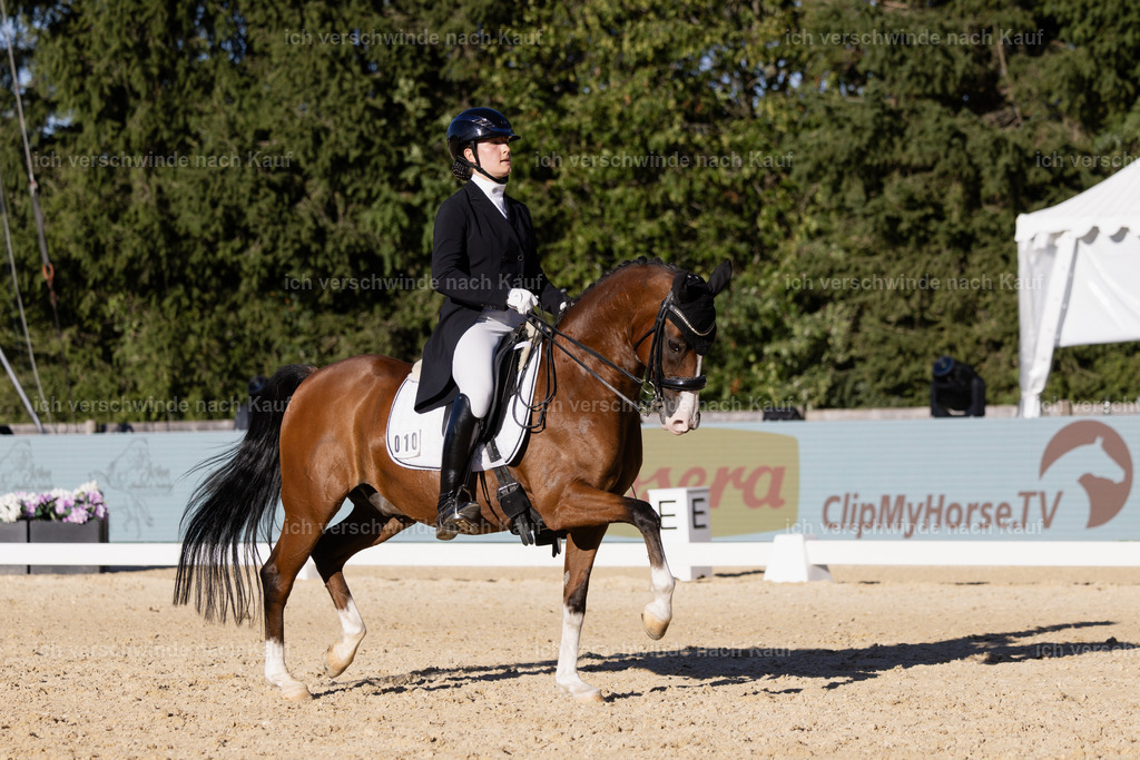 FHC2026_P09_10_18962 | Fichtenhof Classics 2026 – Grand Prix de Dressage - VOLTAIRE Design Preis, Reitanlage Fichtenhof, Sch ftlarn