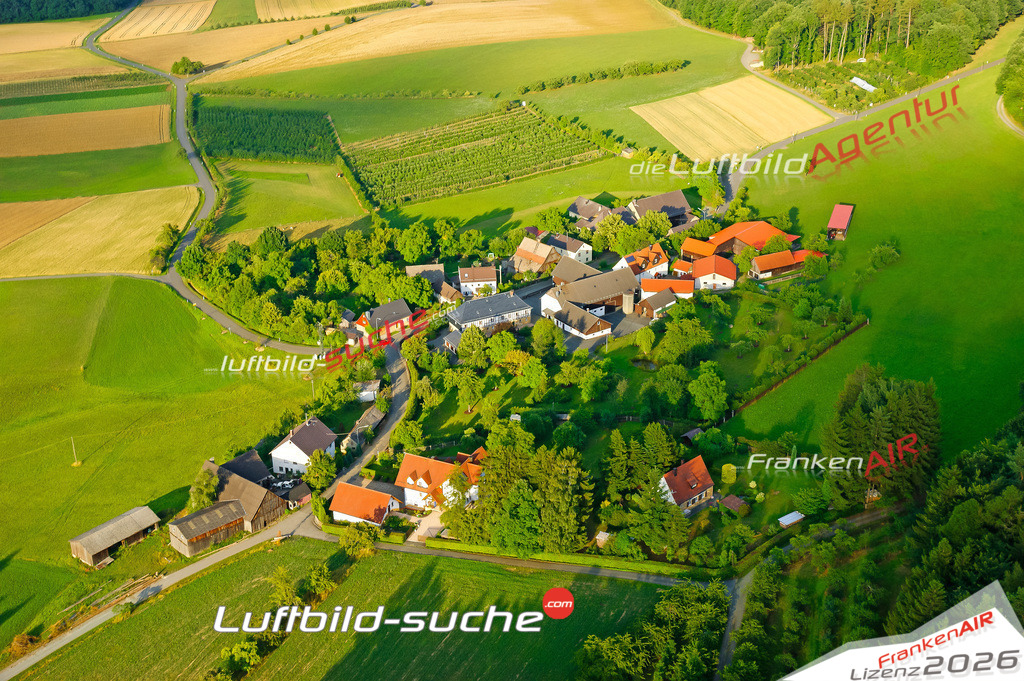 Die Luftaufnahme Lindenberg - Kasendorf wurde vom UL-Flugzeug (keine Drohne) aus fotografiert.Hohe Druck- Auflösung-die Geschenkidee!