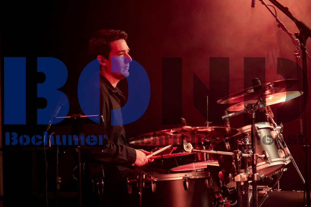 Zeltfestival Ruhr 2024 - Get Back / Beatles Tribute  {date} -  | {headline}(Foto: Sebastian Sendlak / BOND) - Realisiert mit Pictrs.com