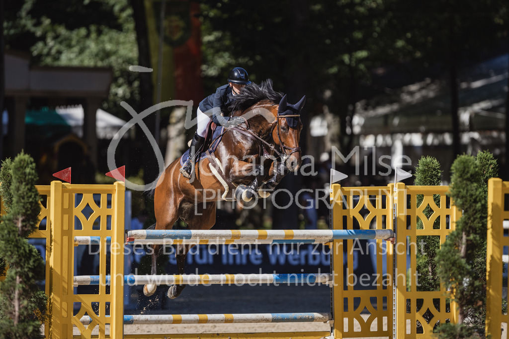 230907_OWLCh_Amateur-L-802 | Deine schönsten Turniermomente als professionelle Fotos! Entdecke hochwertige Pferdesport-Fotografie im Online-Shop. Jetzt Fotos finden & bestellen!