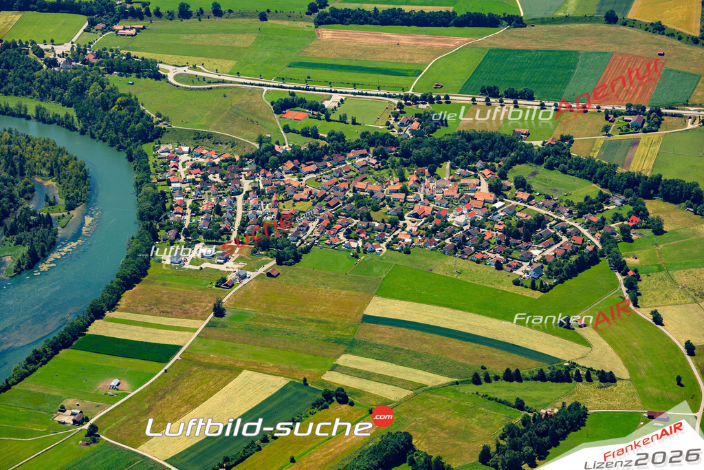 Die Luftaufnahme Seestall - Fuchstal wurde 2022 vom Flugzeug aus (keine Drohne) erstellt. Hohe Auflösung -für große Poster und Wandbilder geeignet - Garantiert!