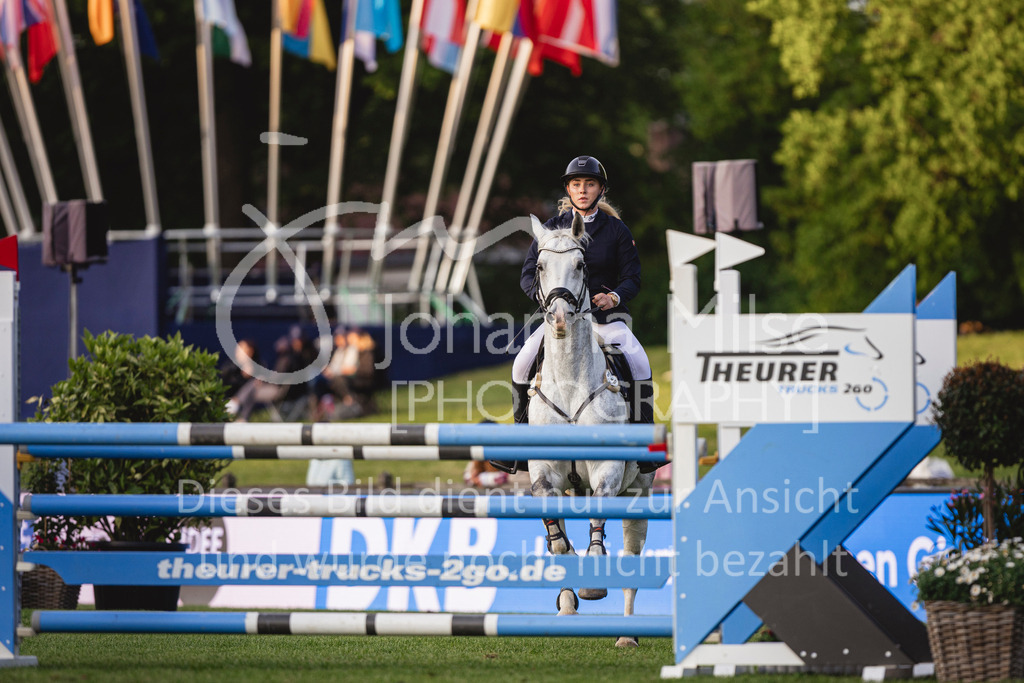 240510_Hamburg_Amateur-Small-383 | Deine schönsten Turniermomente als professionelle Fotos! Entdecke hochwertige Pferdesport-Fotografie im Online-Shop. Jetzt Fotos finden & bestellen!