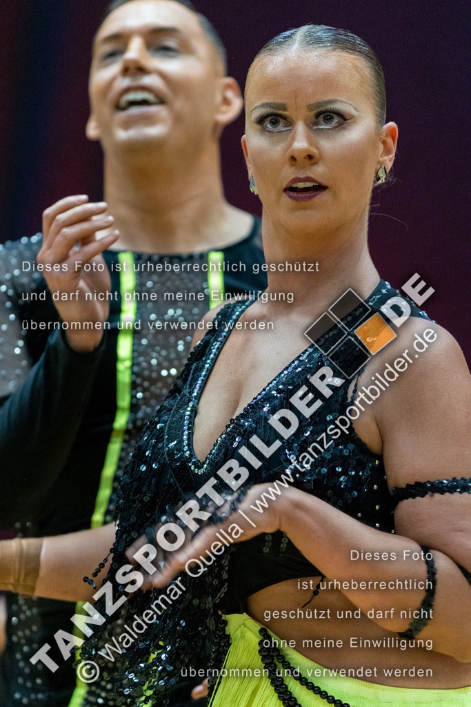 20230114-02365 | Hier finden Sie Tanz Bilder vom Latein und Standard Formationen tanzen. Sportbilder vom Tanzsport. Schöne Fotos und von Weltmeisterschaft, Europameisterschaft, Bundesliga, Regionalliga, Oberliga und Landesliga sowie von GOC Stuttgart, DanceComp, WM Bremen