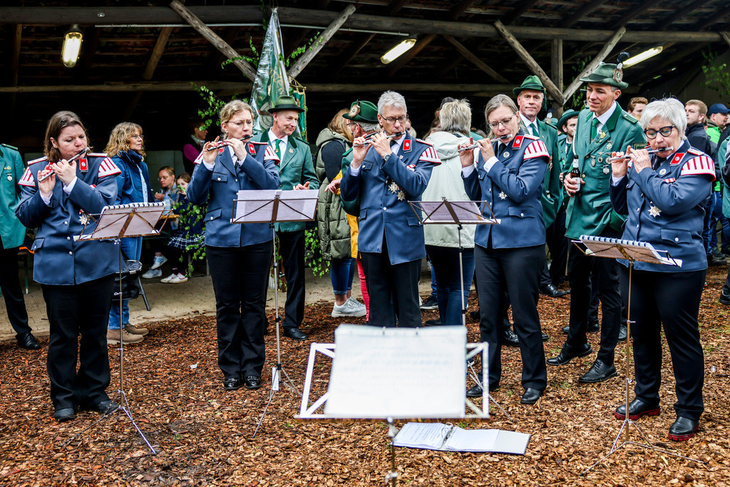 top-top.de 240505-070 | Foto, Video, Fotografie, Videografie, Fotobox, DJ, Discjockey, Musik, Musikbox, Veranstaltung, Photobooth, Amazon, Ebay, Buchtipp, Bestseller, Autor, Verlag, Buch, Wesel, Hamminkeln, NRW, Dinslaken, Rees, Drohne, Hochzeit, Party, Fotobox, Wesel, Fotograf