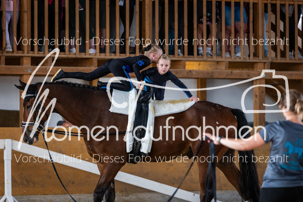 SS-Maxi-057 | MomenTaufnahmen Pferdesportfotos